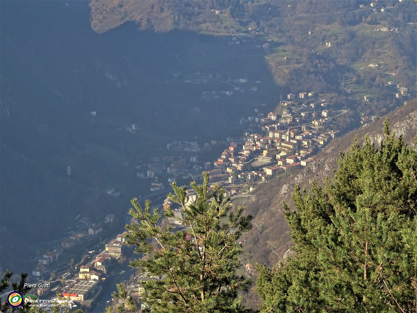 60 Zoom su San Pellegrino Terme sud.JPG